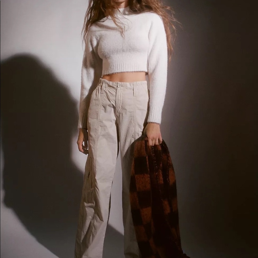 URBAN OUTFITTERS Cleo Mock Neck Sweater